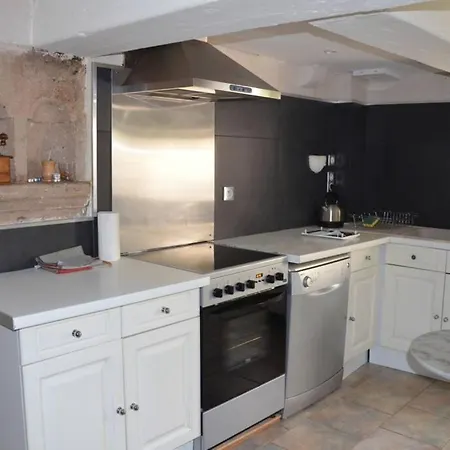 De La Cheneau Сasa de vacaciones Rochesson