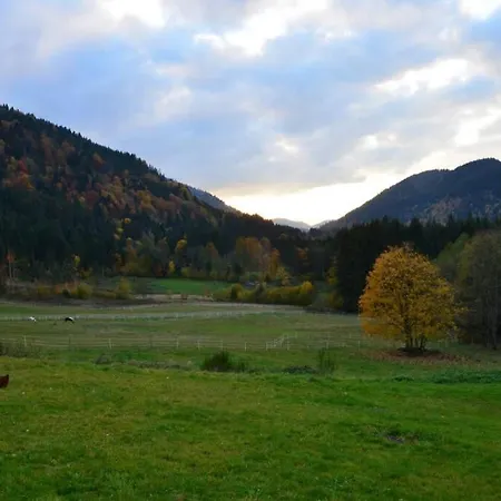 De La Cheneau Сasa de vacaciones Rochesson