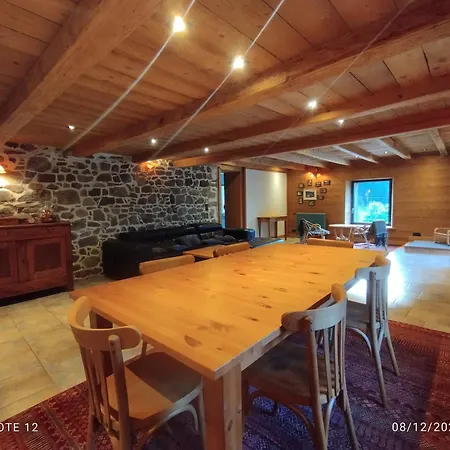 Holiday home De La Cheneau Rochesson